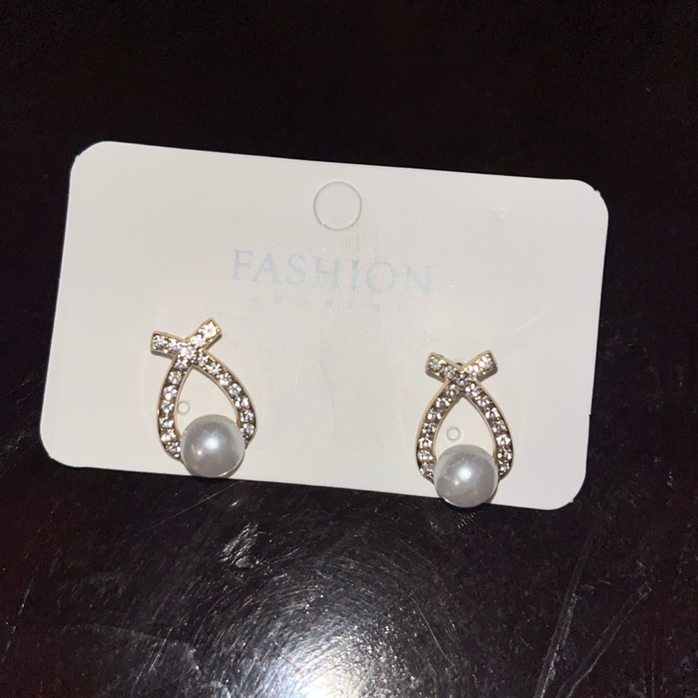 Cute earrings